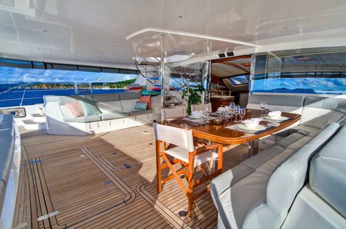 luxury yachts vacation